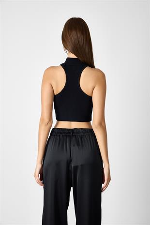 Siyah DİK YAKALI TRİKO CROP TOP