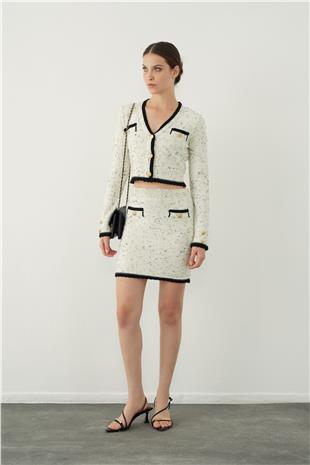 Chanel V-neck buttoned Knitted cardigan