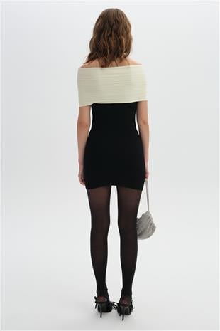 Siyah Fiyonk Omuz Detaylı Triko Elbise