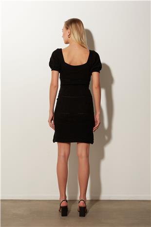 Black Squre Neck Knitted Dress SS23D4763Sİ