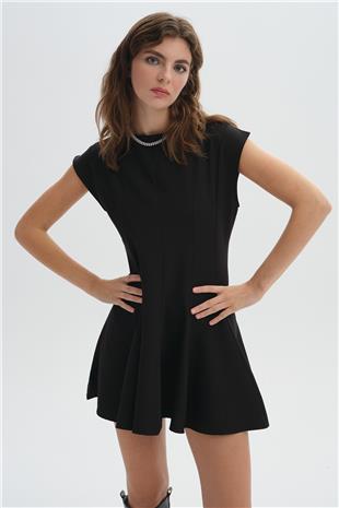 Siyah Mini Elbise