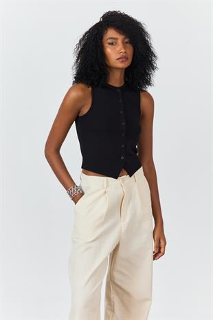 Siyah Önü Düğmeli Bluz