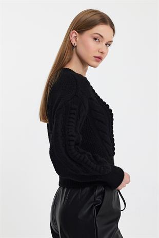 Black Knitted Pattern Crew Neck Sweater