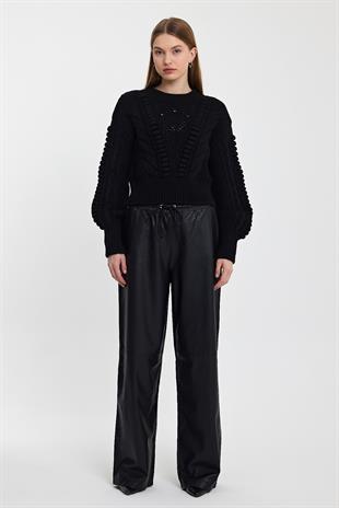 Black Knitted Pattern Crew Neck Sweater