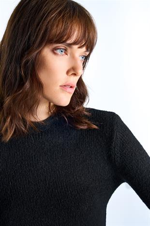 Siyah Triko Crop Kazak