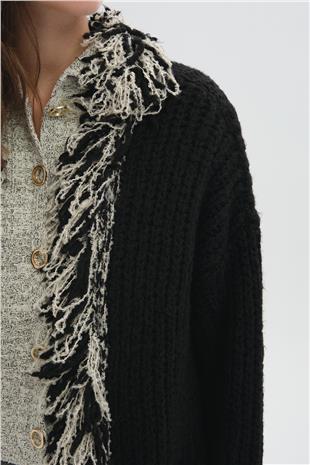 Siyah Uzun Püsküllü Triko Hırka