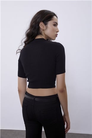 Black Half Sleeve Crew Neck Knit Sweater SWK4490Sİ