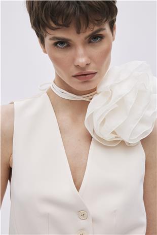 Stone Buttoned Vest With Pocket Detail