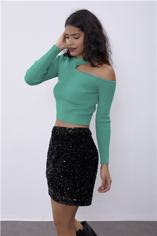 Green Off-The-Shoulder Crew Neck Knit Sweater SWK4532YE 