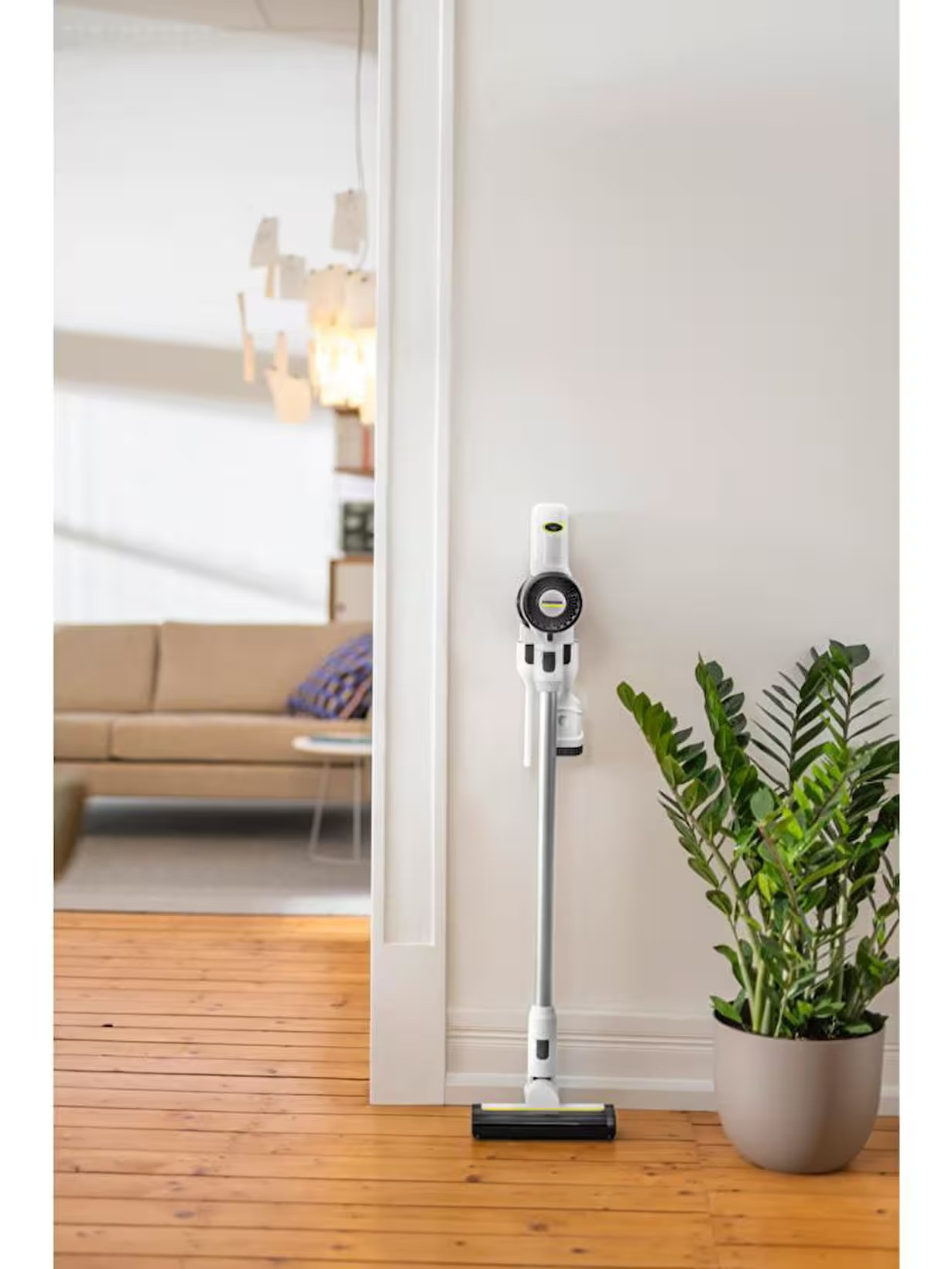 Karcher KVA 2 Şarjlı Dikey Süpürge 