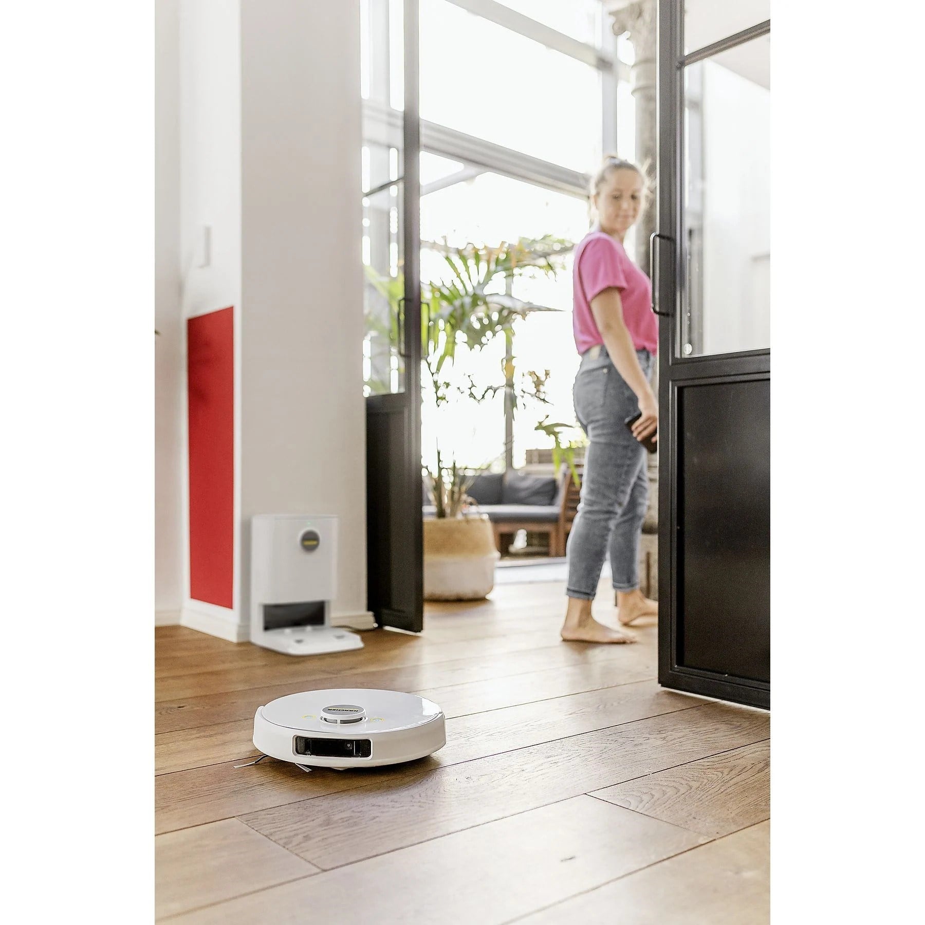 Karcher RCV 5 Suction Station (Çöp İstasyonlu) Robot Süpürge 