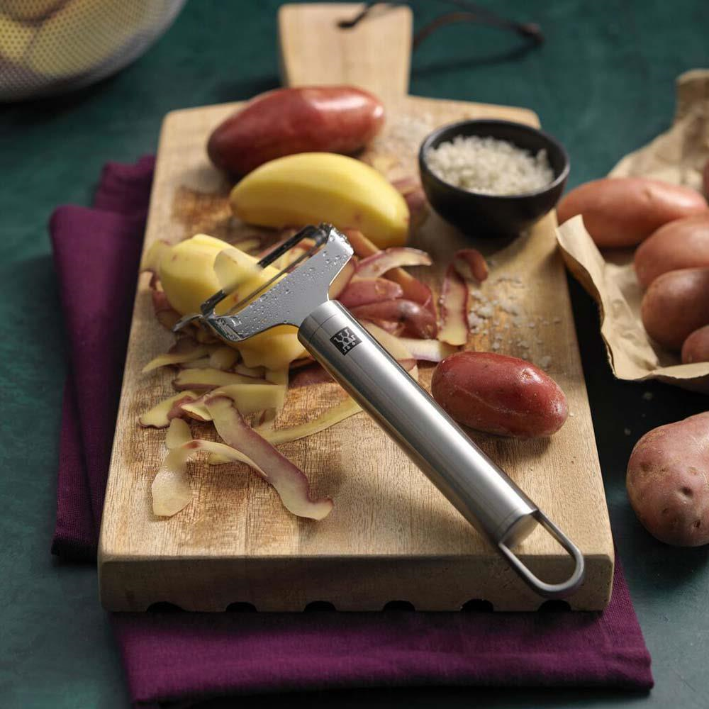 Zwilling 371600080 Pro Oynar Başlıklı Y Soyacak 17 Cm 