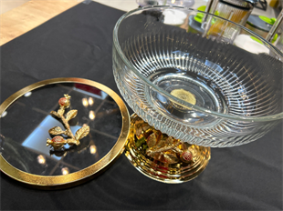 By Selim Nar Kapaklı Büyük Meyvelik 