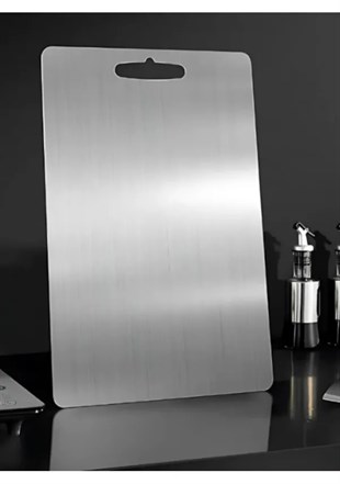 İnci Çelik 304 Paslanmaz Çelik Kesme Tahtası Antibakteriyel Pano Orta 32,5 x 24,5 Cm 