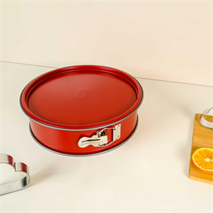 Kaiser Classic Plus Kelepçeli Kek Kalıbı 26 Cm 66754420 