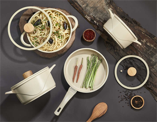 Oms Oyster Biogranit Seramik 7 Parça Tencere Seti Krem Gövde Ahşap Detay 12050 