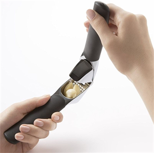 Oxo 11107400 GG Sarımsak Ezici 