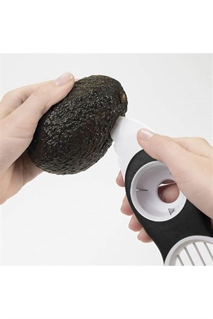 OXO 1143380 GG 3 Ü BİR ARADA AVOKADO DİLİMLEYİCİ 