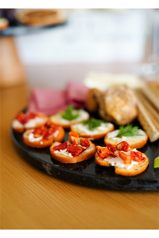 The Mia Marbre Mermer 25 Cm Siyah Cam Fanus Mer0008 