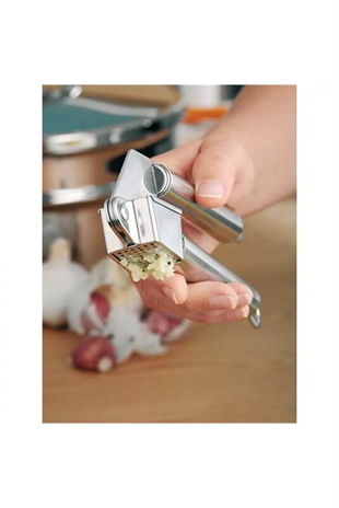 WMF Profi Plus Sarımsak Ezici 