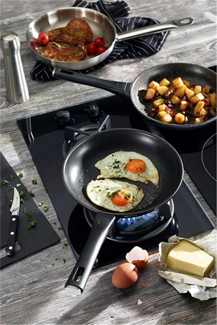 Zwilling 662992460 Madura Plus Granit Kızartma Tava 24 Cm 