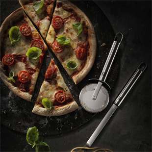 Zwilling Pro Pizza Kesici Paslanmaz Çelik 20 Cm 371600370 