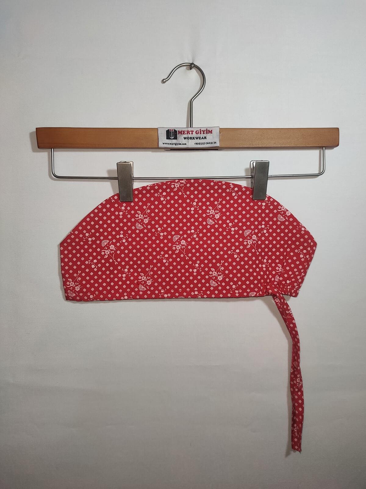 Mert GiyimDesenli Cerrahi Medikal Hemşire Bone No:7Cerrahi BoneDesenli Cerrahi Medikal Hemşire Bone No:7 | Mert Giyim İş Elbiseleri