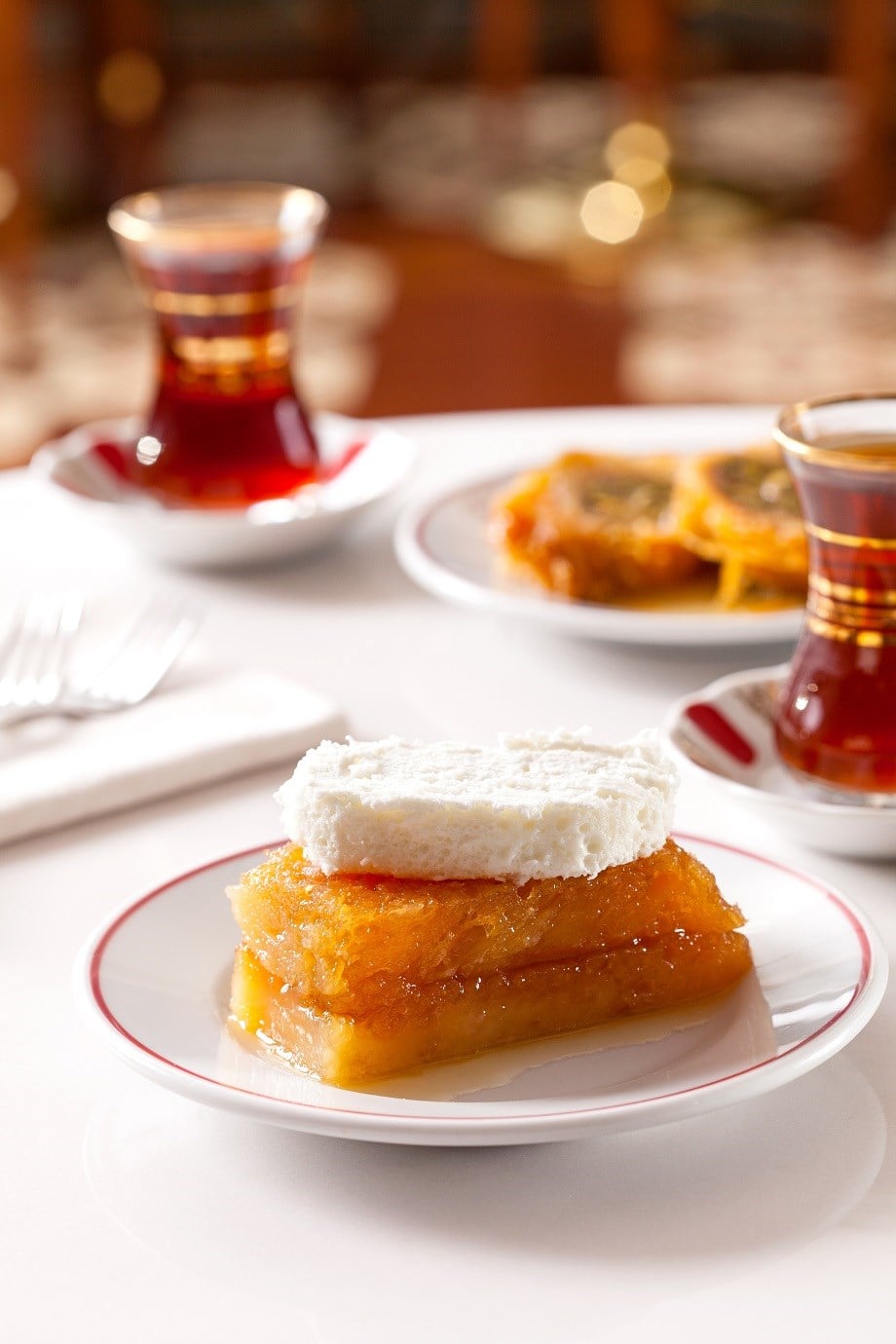 Ekmek Kadayıfı Kaymaklı