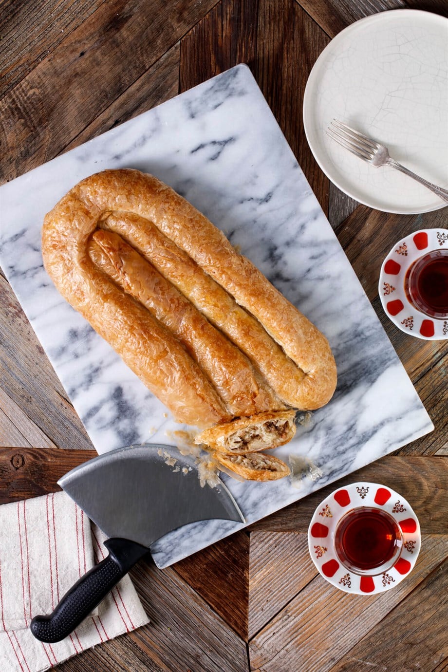 Kıymalı Kol Böreği  750 gr (Pişmemiş)