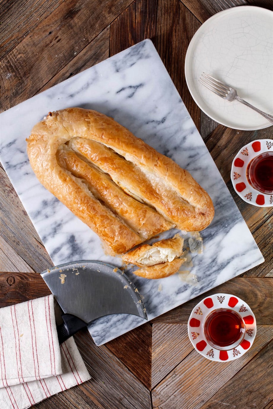 Peynirli Kol Böreği 750 gr. (Pişmemiş)