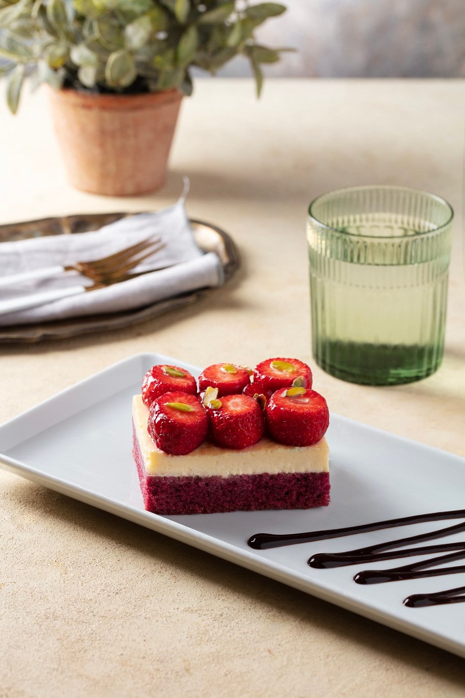 Red Velvet Cheesecake