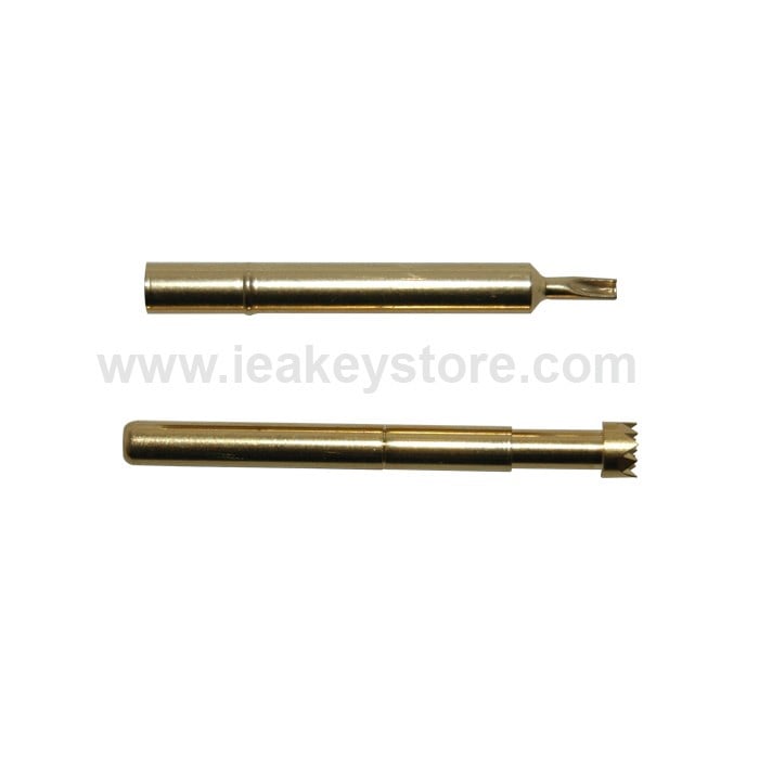 COMMODORE METAL PIN