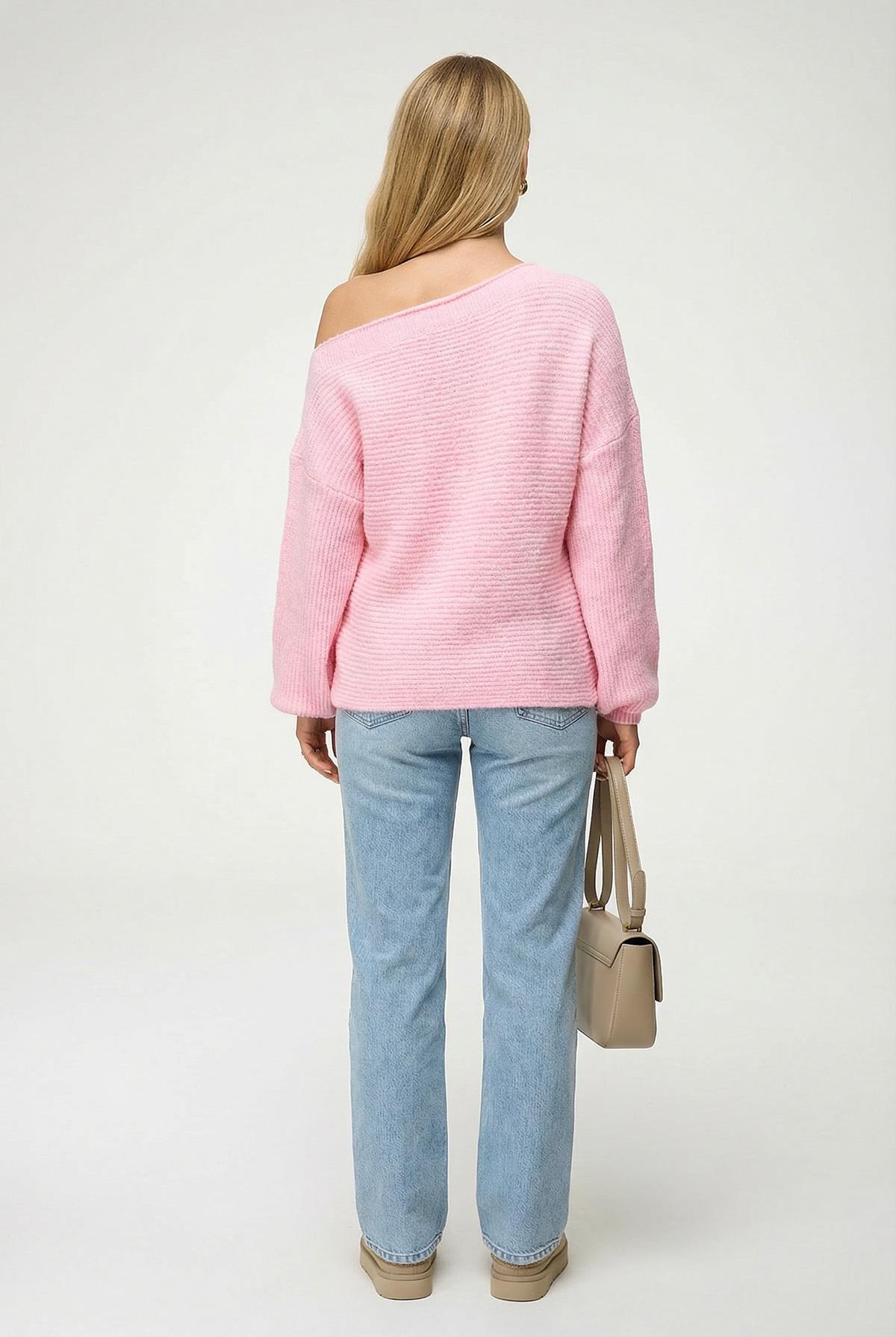 Kadın Açık Omuzlu Yün Karışımlı Oversize Kazak Pembe