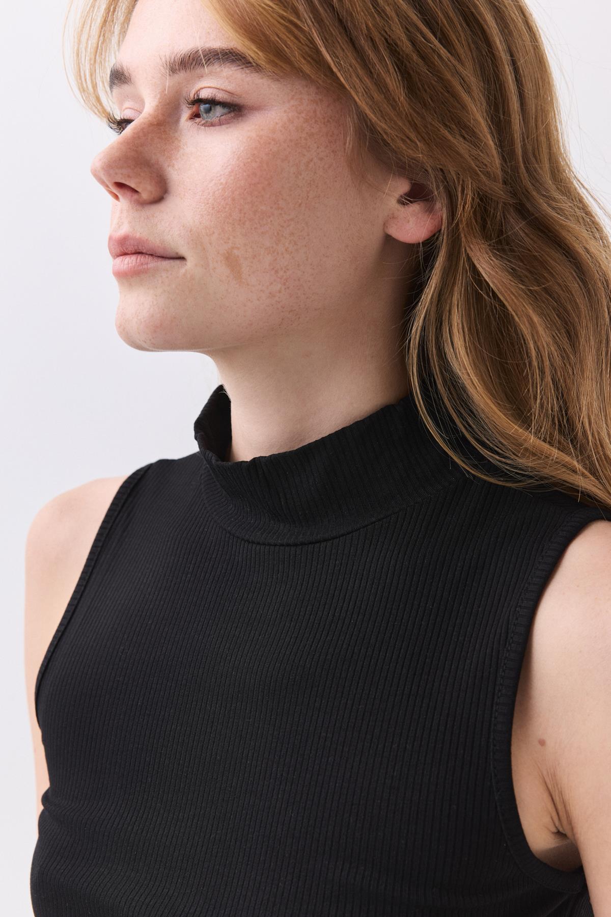 Kadın Viskon Likra Balıkçı Yaka Sıfır Kol Bluz Siyah 4011