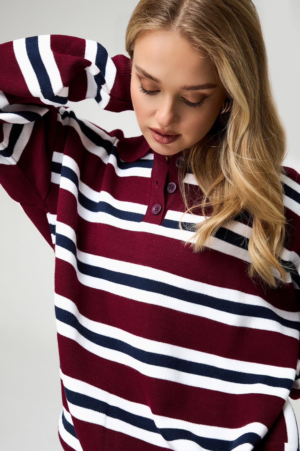 Kadın Çizgili Düğmeli Polo Yaka Triko Kazak Bordo