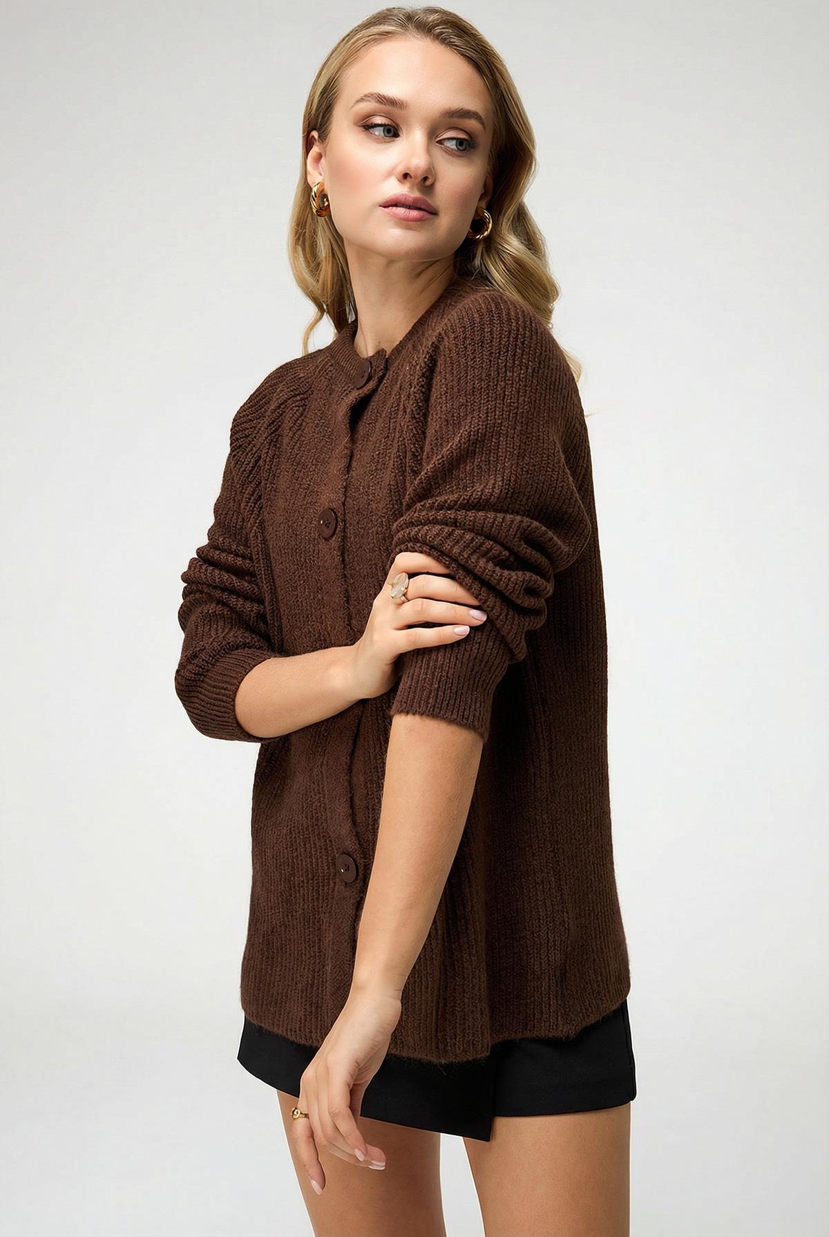 Kadın Yün Karışımlı Düğmeli Triko Hırka Kahverengi