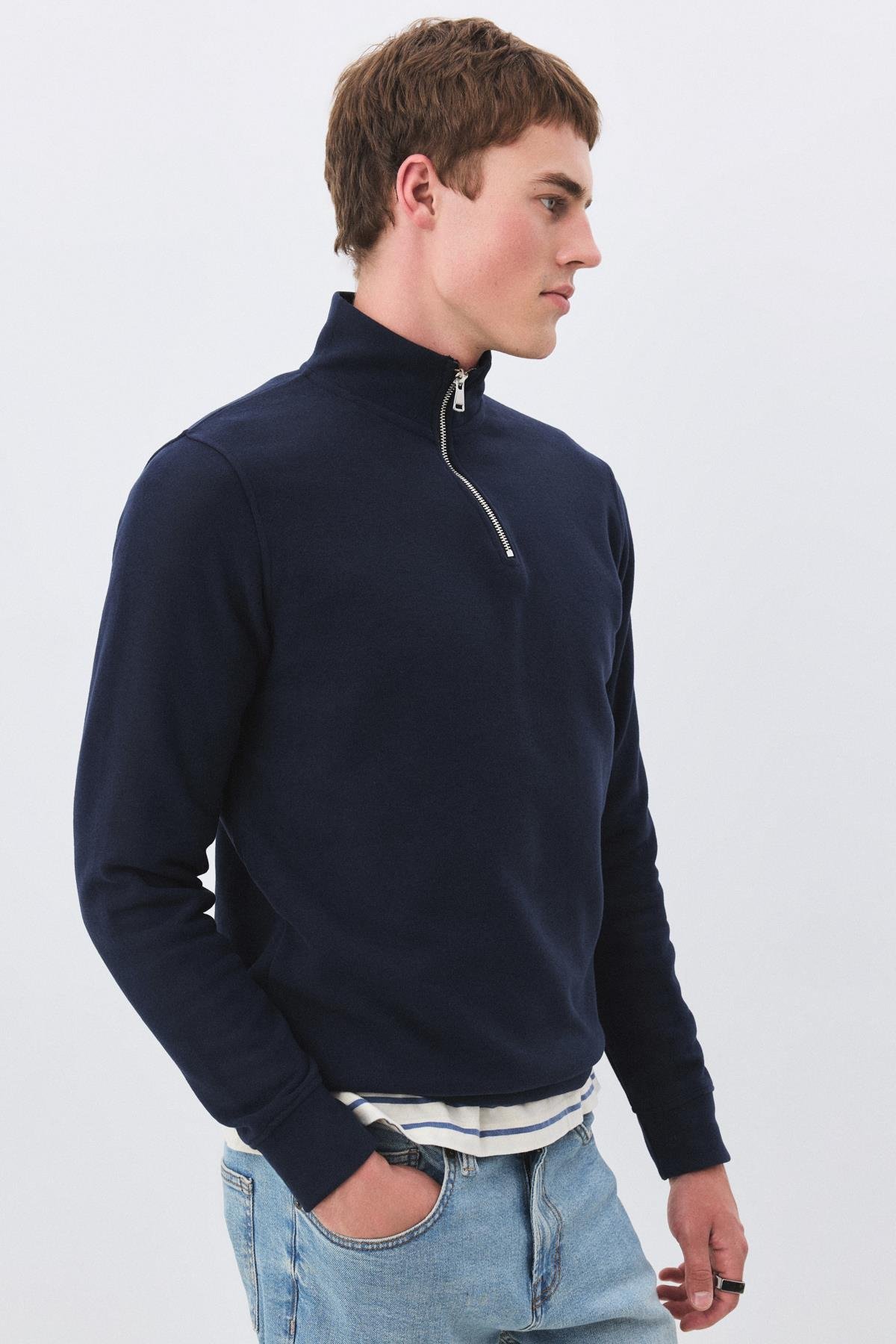 Erkek Standart Fit Pamuklu Selanik Kumaş Yarım Fermuarlı Dik Yaka Sweatshirt Lacivert