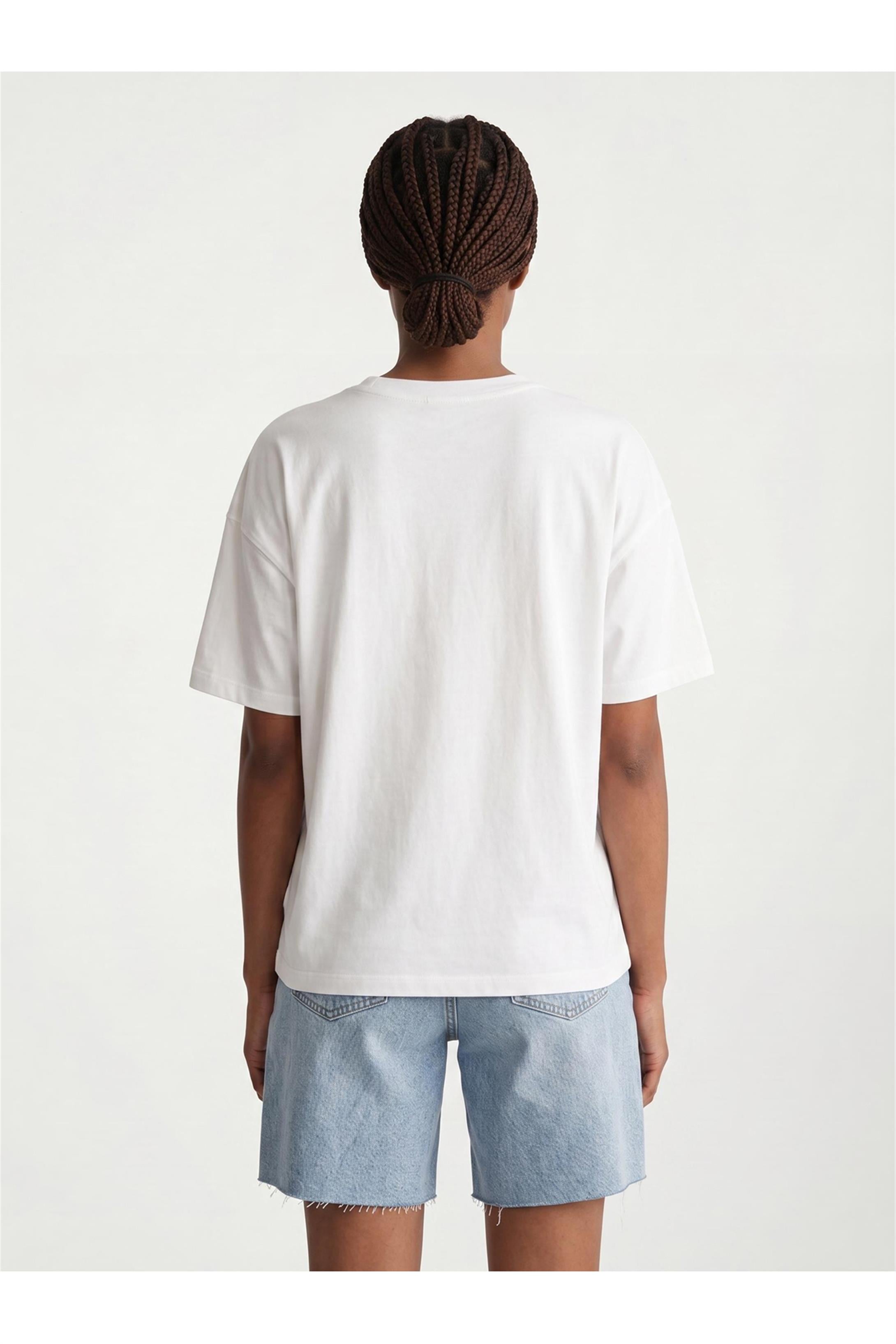 Kadın %100 Organik Pamuk Relaxed Fit Yuvarlak Yakalı Tshirt Beyaz 9016