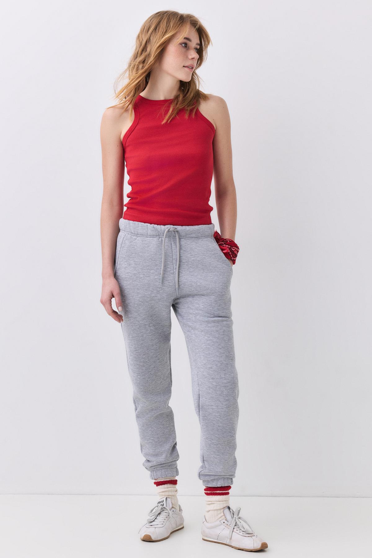 Kadın Pamuklu Askılı Halter Yaka Basic Atlet Kırmızı 9011