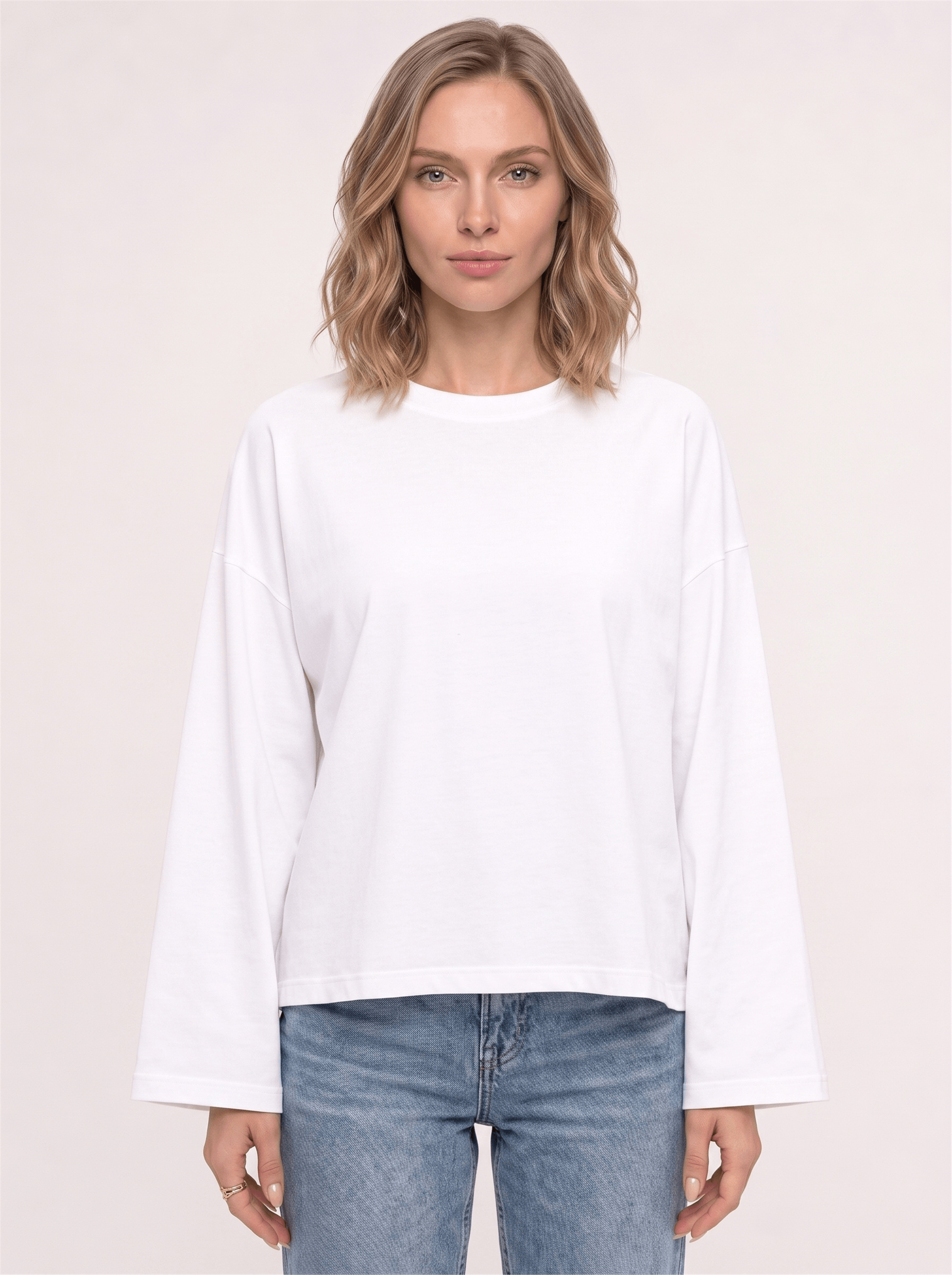 Kadın %100 Pamuk Bisiklet Yaka Uzun Kollu T-shirt Beyaz