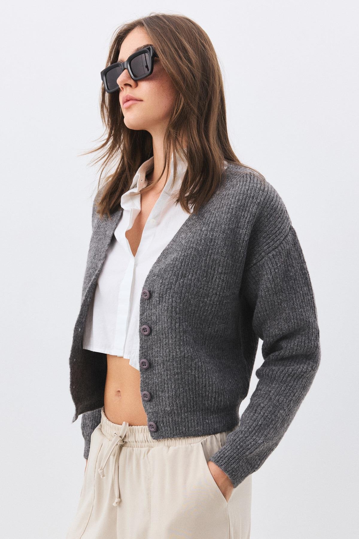 Kadın V Yaka Selanik Hırka Antrasit 6943