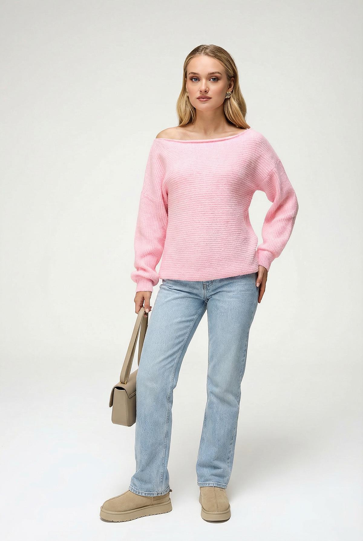 Kadın Açık Omuzlu Yün Karışımlı Oversize Kazak Pembe