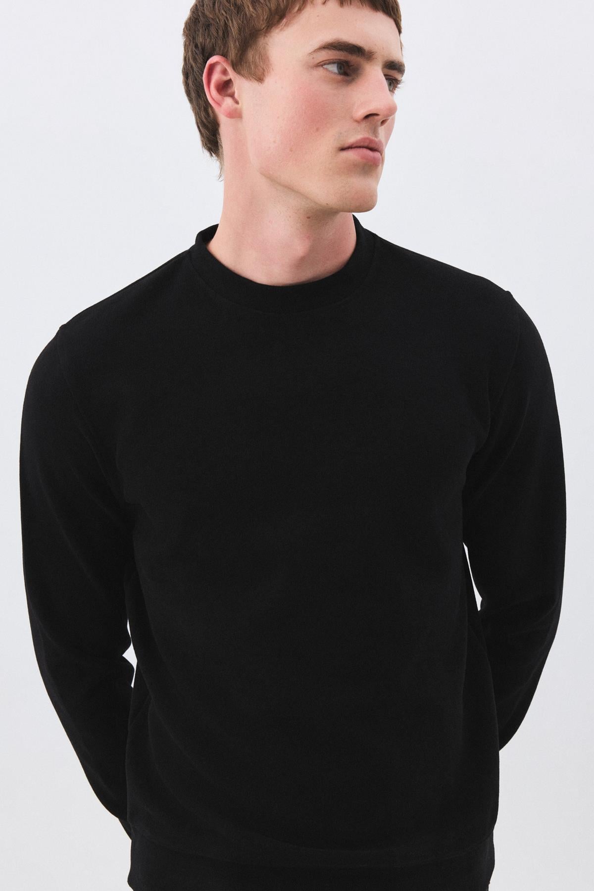 Erkek Slim Fit Pamuklu Selanik Kumaş Bisiklet Yaka Sweatshirt Siyah