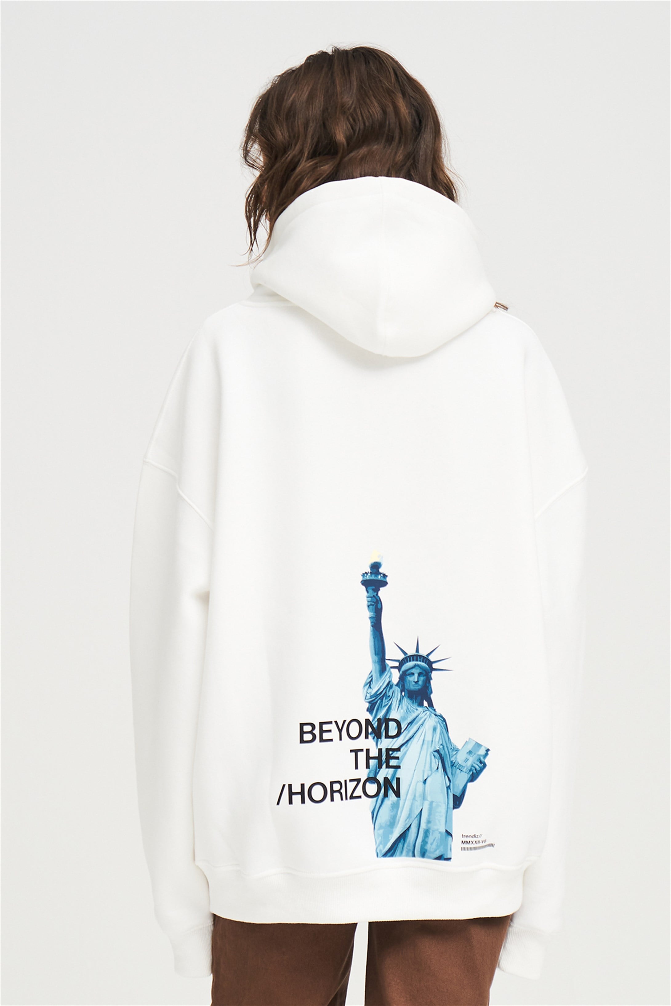Trendiz Unisex Beyond the Horizon Sweatshirt Hoodie Beyaz