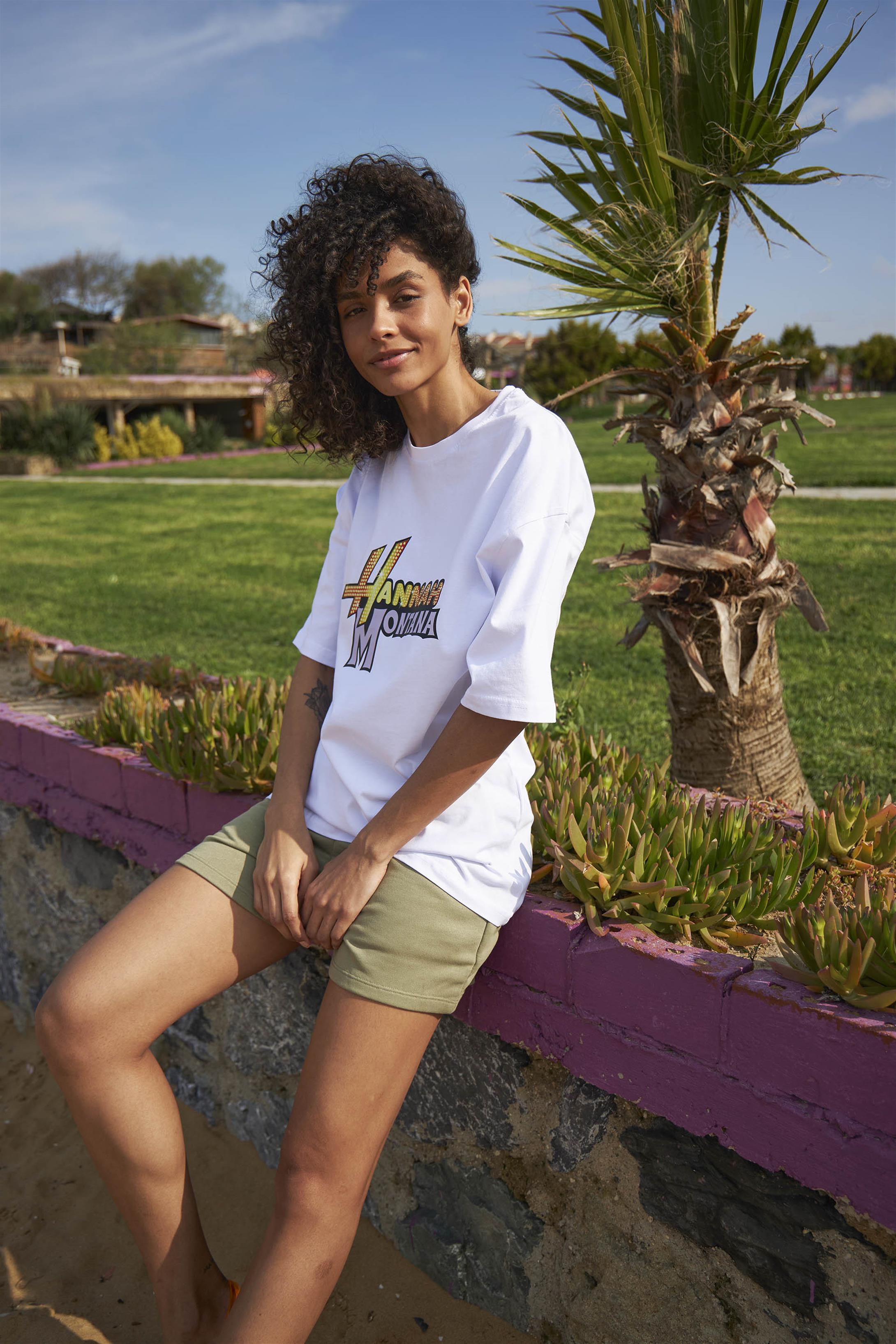 Trendiz Unisex Hannah Montana Yazı Tshirt Beyaz