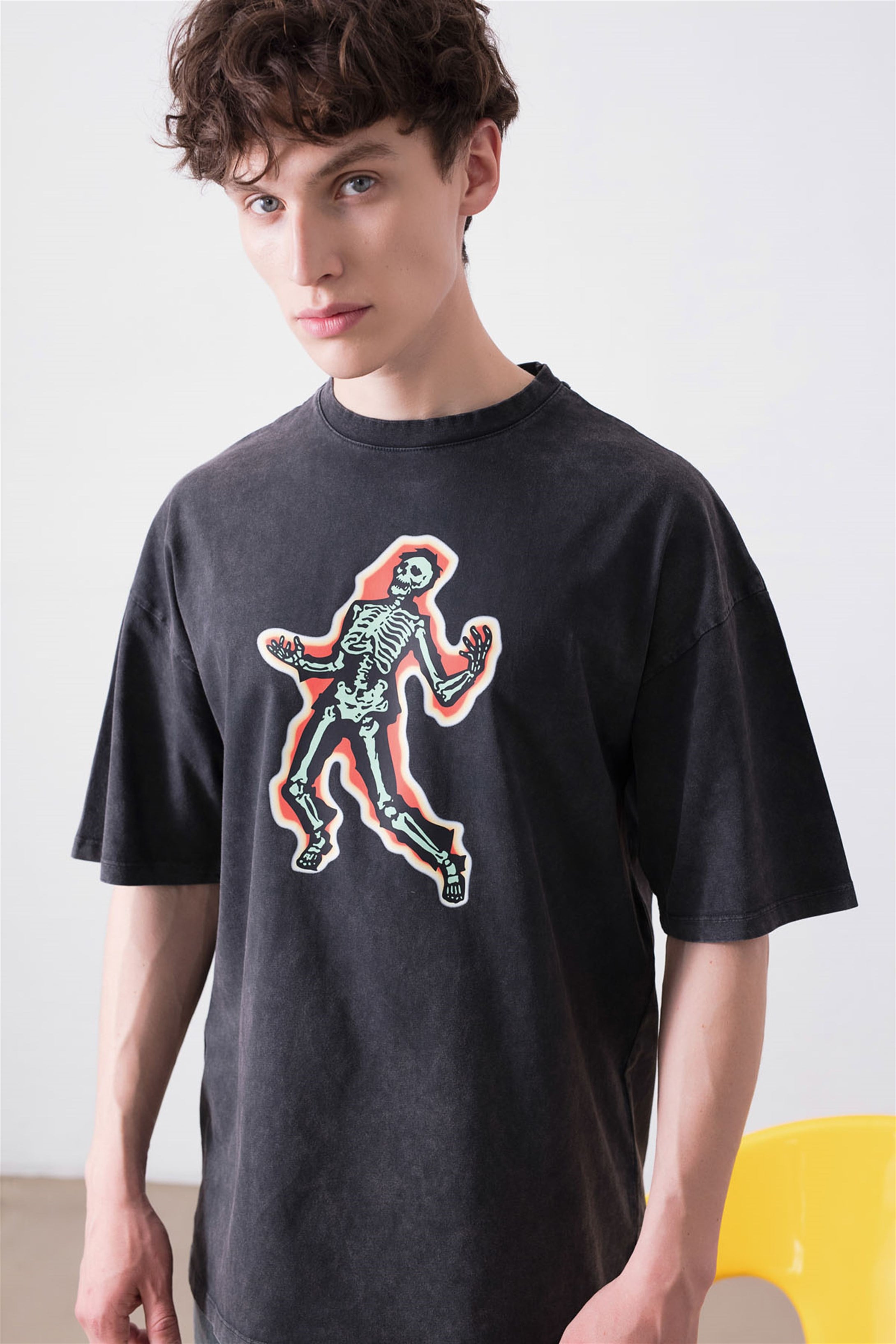 Trendiz Unisex İskelet Yıkamalı Antrasit Tshirt