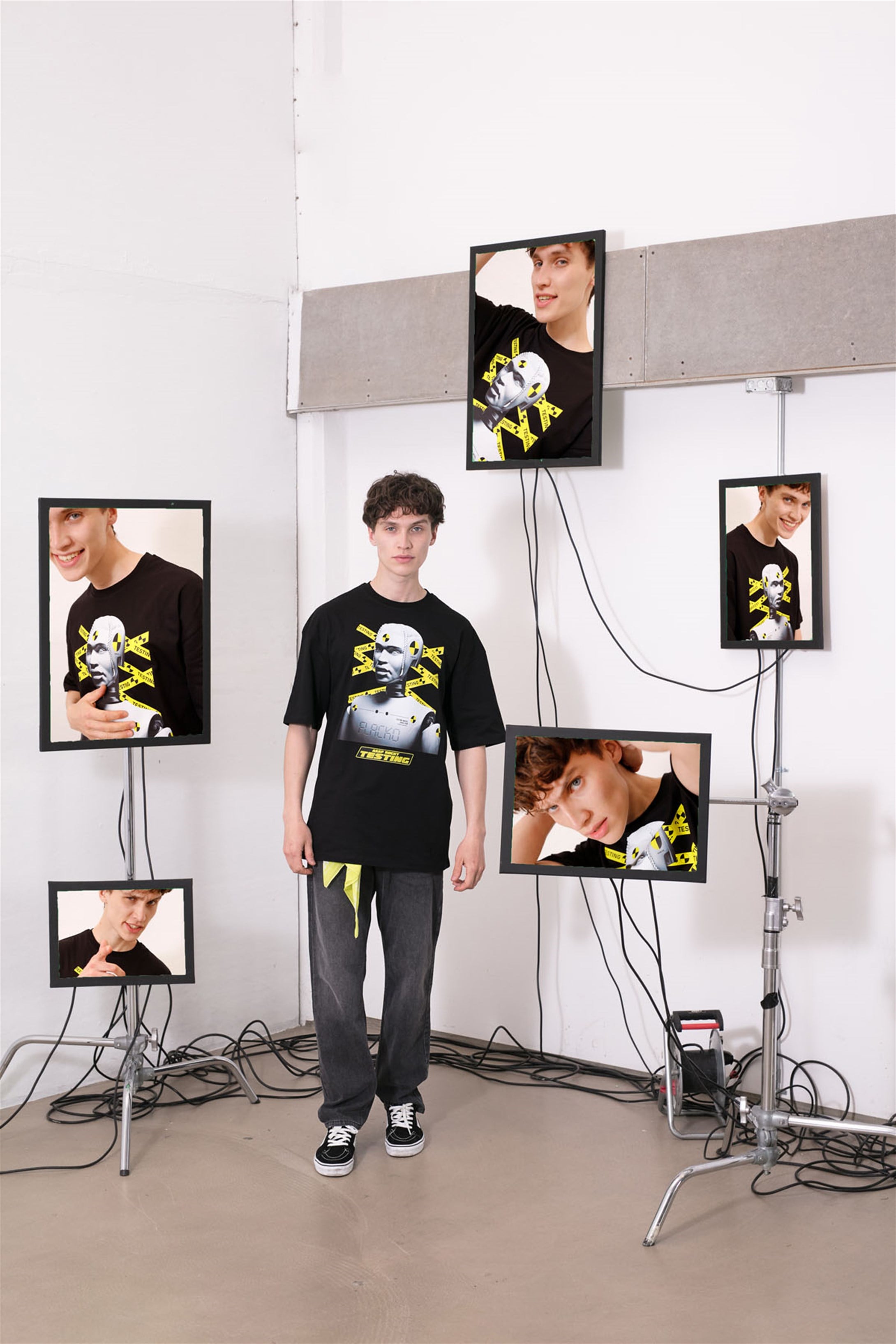 Trendiz Unisex Testing Asap Rocky Siyah T Shirt