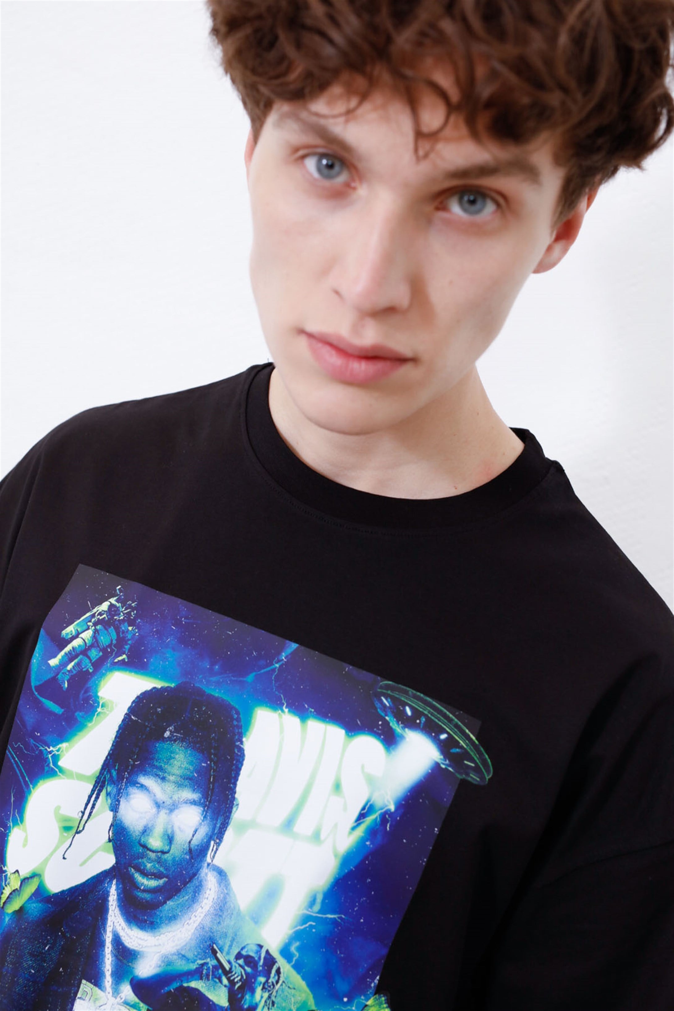 Trendiz Unisex Ufo Travis Scott Siyah Tshirt