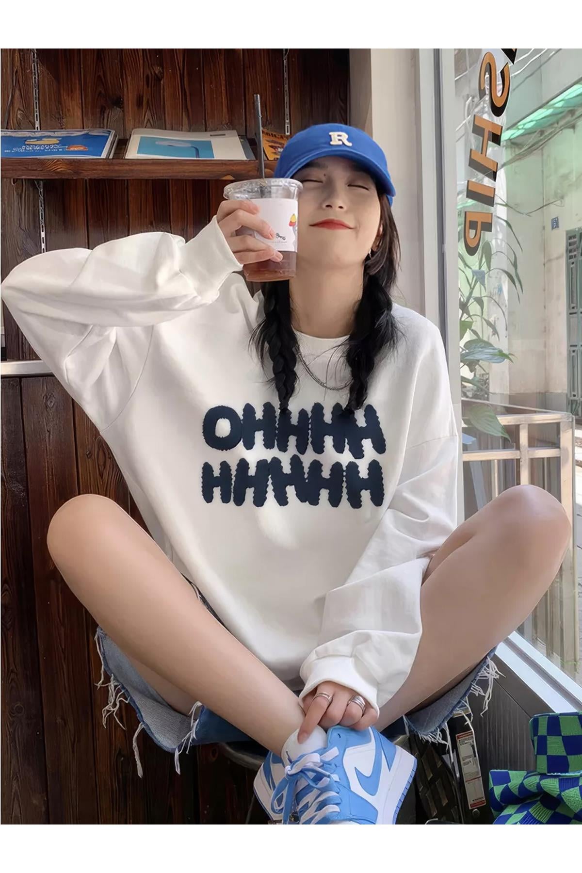 Unisex Ohhhh Bisiklet Yaka Sweatshirt Beyaz