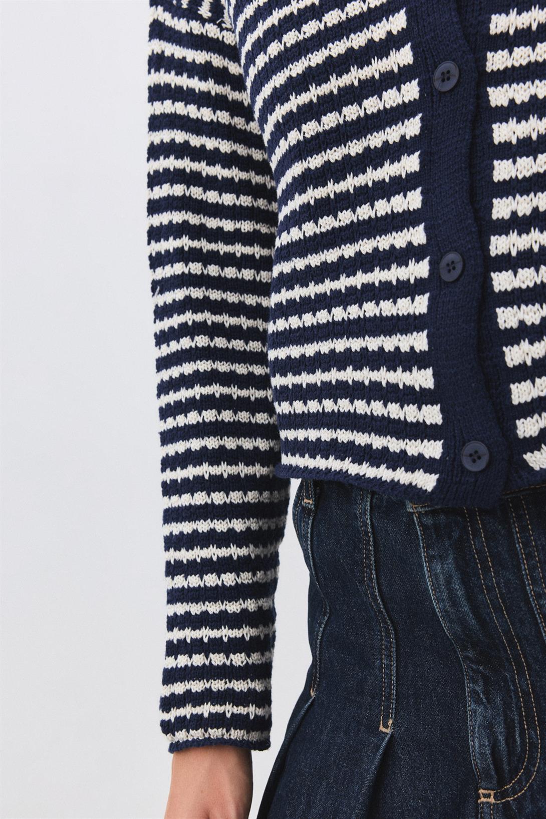 Kadın V Yaka İnce Çizgili Triko Hırka Lacivert 6948